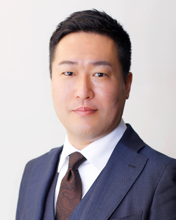 講師 佐伯直毅